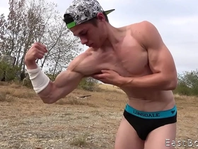 Exclusive casting - outdoor flexing and cumshot in full video